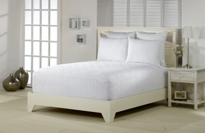 home-furnishing-bedding_img1